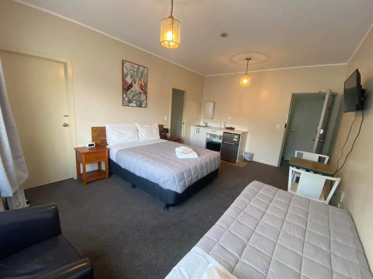 Airport Westney Lodge Auckland Bagian luar foto